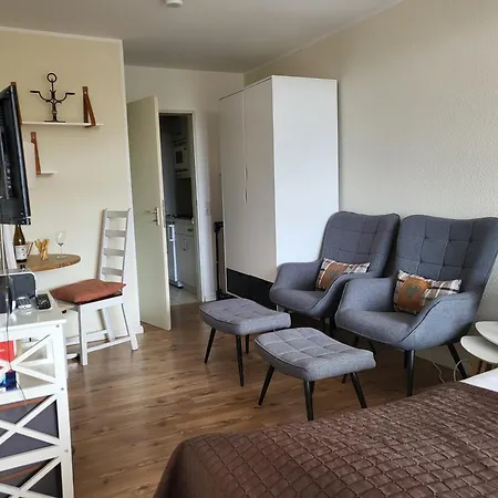 54 Im Haus Anna